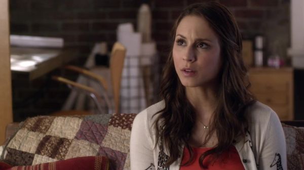 PLL_S04E16_720p_JACK_Up_DownloadSeriesHere_0805.jpg