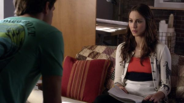 PLL_S04E16_720p_JACK_Up_DownloadSeriesHere_0821.jpg