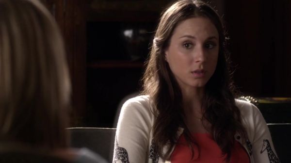 PLL_S04E16_720p_JACK_Up_DownloadSeriesHere_0880.jpg