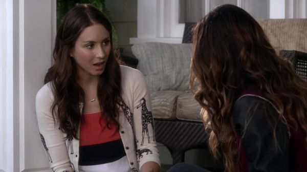 PLL_S04E16_720p_JACK_Up_DownloadSeriesHere_1092.jpg