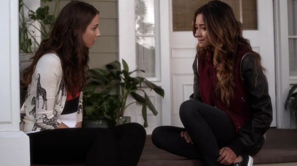 PLL_S04E16_720p_JACK_Up_DownloadSeriesHere_1115.jpg