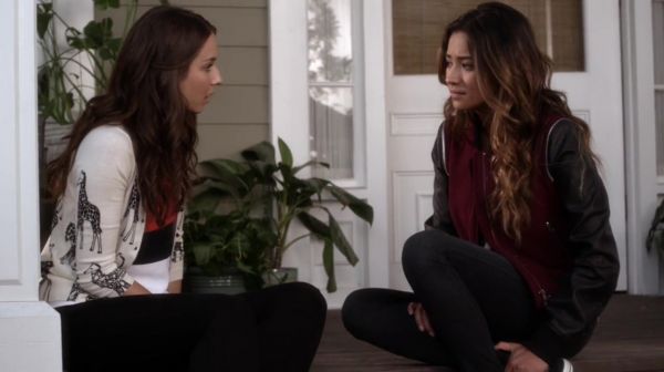 PLL_S04E16_720p_JACK_Up_DownloadSeriesHere_1116.jpg