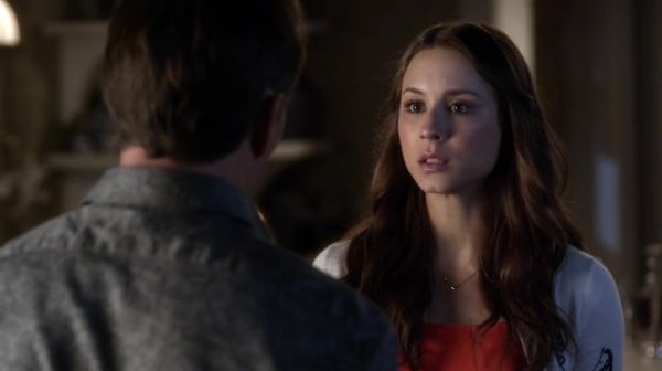 PLL_S04E16_720p_JACK_Up_DownloadSeriesHere_1579.jpg