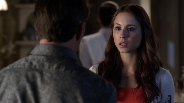 PLL_S04E16_720p_JACK_Up_DownloadSeriesHere_1582.jpg