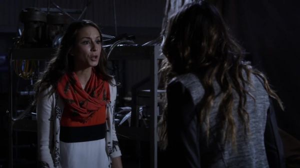 PLL_S04E16_720p_JACK_Up_DownloadSeriesHere_2188.jpg