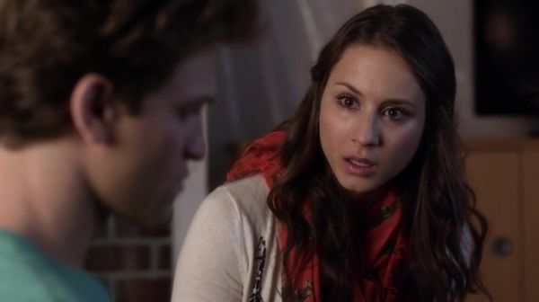 PLL_S04E16_720p_JACK_Up_DownloadSeriesHere_2313.jpg