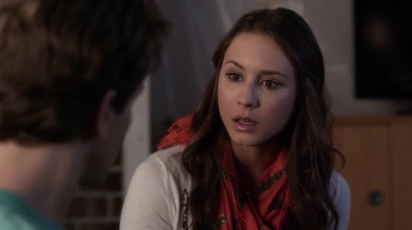 PLL_S04E16_720p_JACK_Up_DownloadSeriesHere_2321.jpg