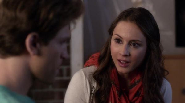 PLL_S04E16_720p_JACK_Up_DownloadSeriesHere_2327.jpg