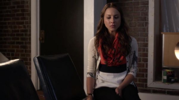 PLL_S04E16_720p_JACK_Up_DownloadSeriesHere_2344.jpg