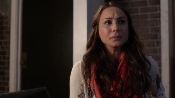PLL_S04E16_720p_JACK_Up_DownloadSeriesHere_2367.jpg