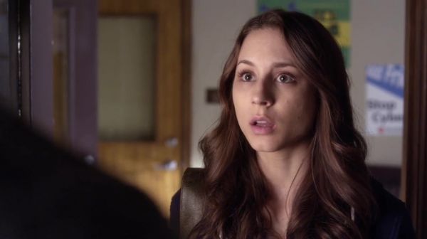 PLL_S04E17_720p_JACK_Up_DownloadSeriesHere_0739.jpg