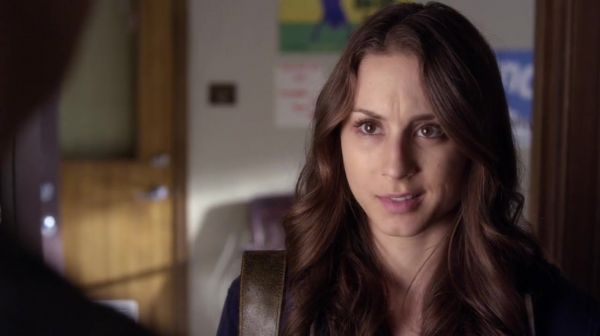 PLL_S04E17_720p_JACK_Up_DownloadSeriesHere_0758.jpg