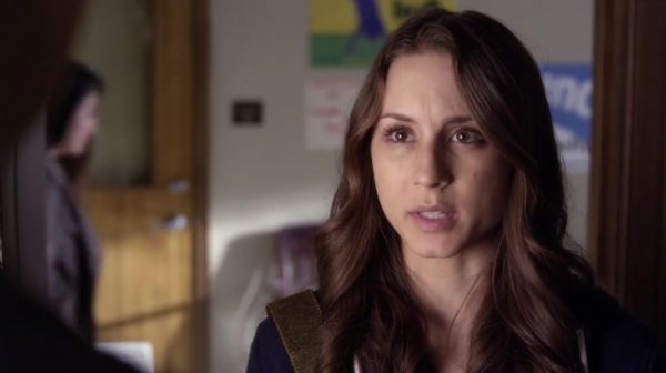 PLL_S04E17_720p_JACK_Up_DownloadSeriesHere_0765.jpg