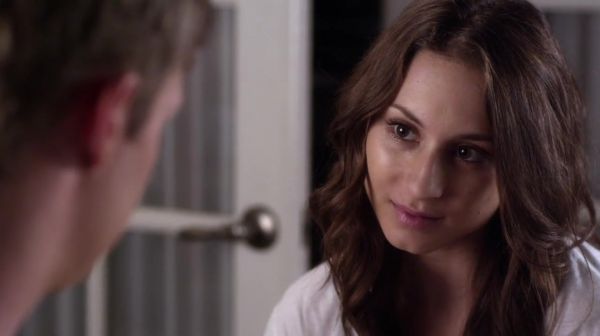 PLL_S04E17_720p_JACK_Up_DownloadSeriesHere_1194.jpg