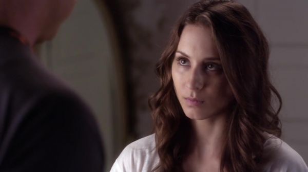 PLL_S04E17_720p_JACK_Up_DownloadSeriesHere_1222.jpg