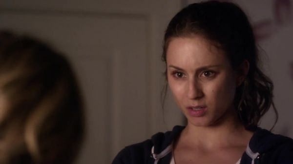 PLL_S04E17_720p_JACK_Up_DownloadSeriesHere_1430.jpg
