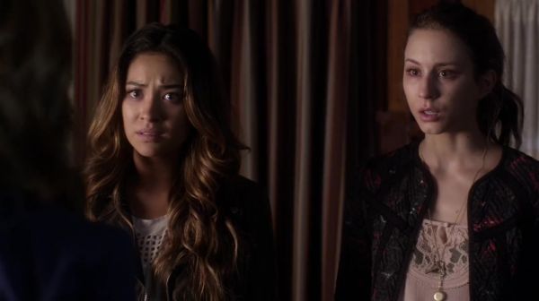 PLL_S04E17_720p_JACK_Up_DownloadSeriesHere_2447.jpg