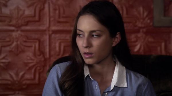 PLL_S04E18_720p_JACK_Up_DownloadSeriesHere_0164.jpg