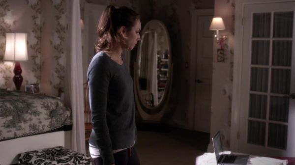 PLL_S04E18_720p_JACK_Up_DownloadSeriesHere_0331.jpg