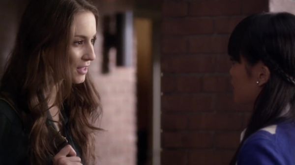 PLL_S04E18_720p_JACK_Up_DownloadSeriesHere_0668.jpg