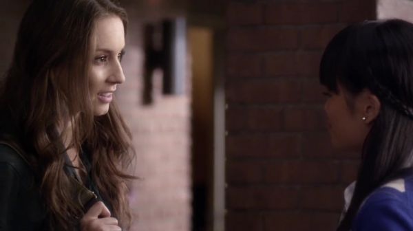 PLL_S04E18_720p_JACK_Up_DownloadSeriesHere_0669.jpg