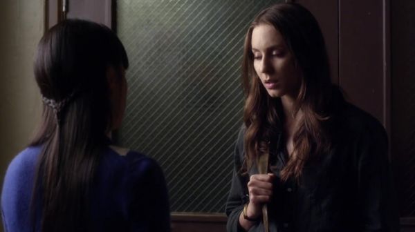 PLL_S04E18_720p_JACK_Up_DownloadSeriesHere_0681.jpg