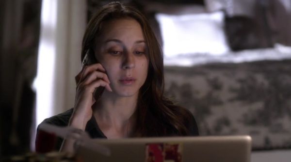PLL_S04E18_720p_JACK_Up_DownloadSeriesHere_0865.jpg