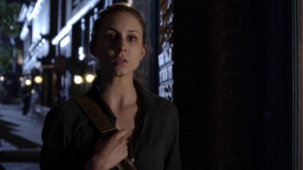 PLL_S04E18_720p_JACK_Up_DownloadSeriesHere_1994.jpg