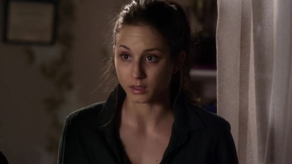 PLL_S04E18_720p_JACK_Up_DownloadSeriesHere_2318.jpg