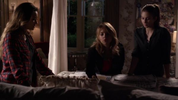 PLL_S04E18_720p_JACK_Up_DownloadSeriesHere_2325.jpg