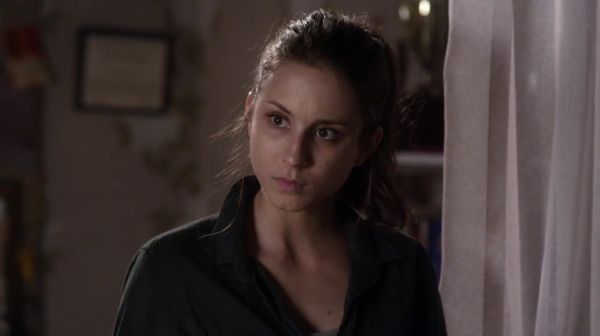 PLL_S04E18_720p_JACK_Up_DownloadSeriesHere_2352.jpg