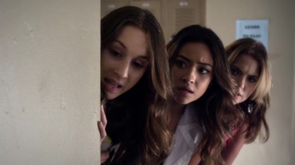 PLL_S04E19_720p_JACK_Up_DownloadSeriesHere_0144.jpg