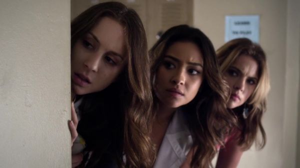 PLL_S04E19_720p_JACK_Up_DownloadSeriesHere_0153.jpg
