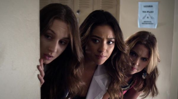 PLL_S04E19_720p_JACK_Up_DownloadSeriesHere_0164.jpg