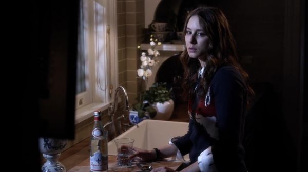PLL_S04E19_720p_JACK_Up_DownloadSeriesHere_0395.jpg