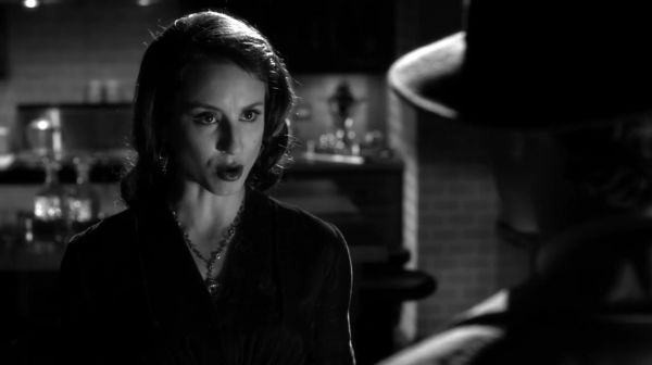 PLL_S04E19_720p_JACK_Up_DownloadSeriesHere_0494.jpg