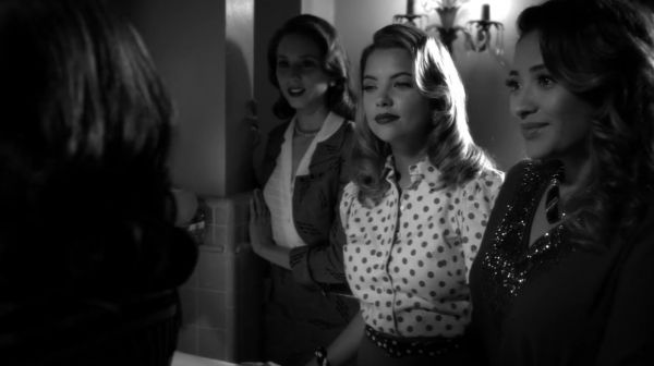 PLL_S04E19_720p_JACK_Up_DownloadSeriesHere_0628.jpg