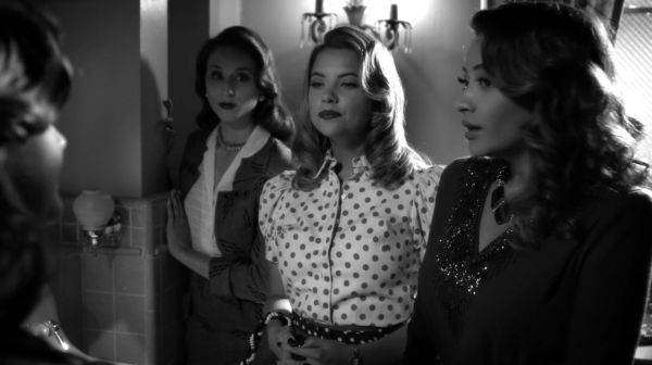 PLL_S04E19_720p_JACK_Up_DownloadSeriesHere_0651.jpg