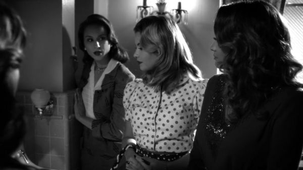 PLL_S04E19_720p_JACK_Up_DownloadSeriesHere_0652.jpg