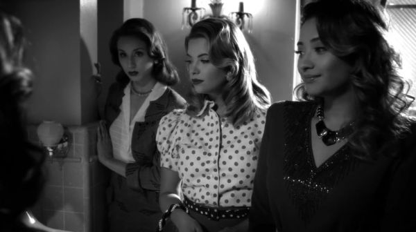 PLL_S04E19_720p_JACK_Up_DownloadSeriesHere_0653.jpg