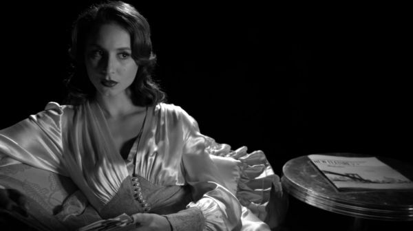 PLL_S04E19_720p_JACK_Up_DownloadSeriesHere_0851.jpg
