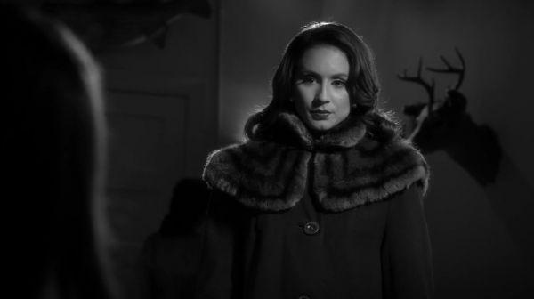 PLL_S04E19_720p_JACK_Up_DownloadSeriesHere_1044.jpg
