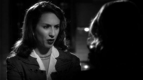 PLL_S04E19_720p_JACK_Up_DownloadSeriesHere_1397.jpg