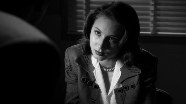 PLL_S04E19_720p_JACK_Up_DownloadSeriesHere_1515.jpg