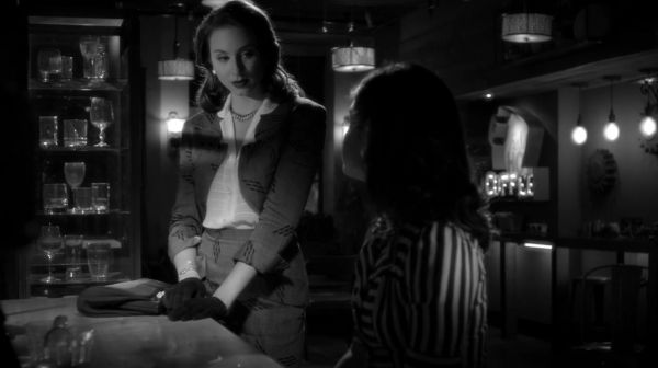 PLL_S04E19_720p_JACK_Up_DownloadSeriesHere_1883.jpg