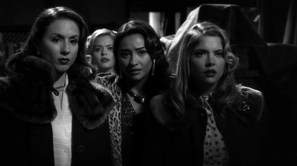 PLL_S04E19_720p_JACK_Up_DownloadSeriesHere_2271.jpg