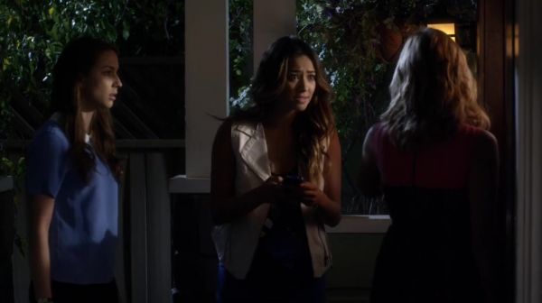 PLL_S04E19_720p_JACK_Up_DownloadSeriesHere_2492.jpg