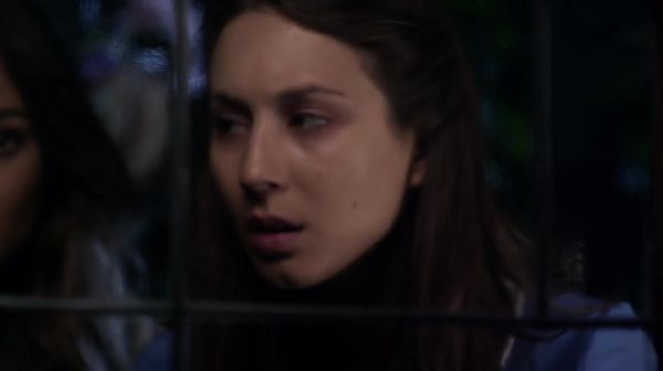 PLL_S04E19_720p_JACK_Up_DownloadSeriesHere_2516.jpg