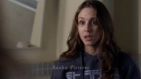 PLL_S04E20_720p_JACK_Up_DownloadSeriesHere_0243.jpg