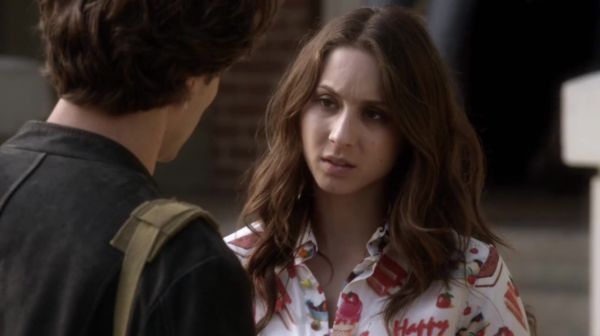 PLL_S04E20_720p_JACK_Up_DownloadSeriesHere_0416.jpg